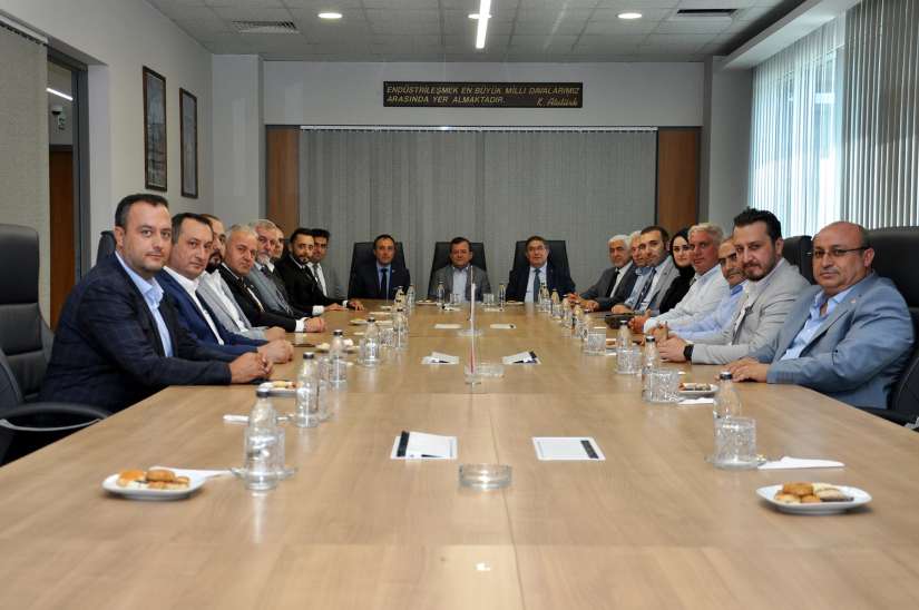 DEVA Partisi Ekonomiden Sorumlu Genel Başkan Yardımcısı İbrahim Çanakcı'ya, İl Başkanı Elvan Can Çabuk'a ve beraberindeki heyete, Odamıza yapmış oldukları ziyaret için teşekkür ederiz.