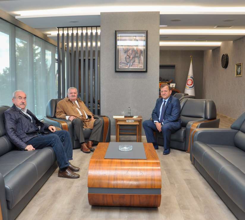 19.Dönem Milletvekili A.Adnan Türkoğlu ve değerli hocamız Kenan Biçer, Yönetim Kurulu Başkanımız Çetin Başaranhıncal'a hayırlı olsun ziyaretinde bulundular.